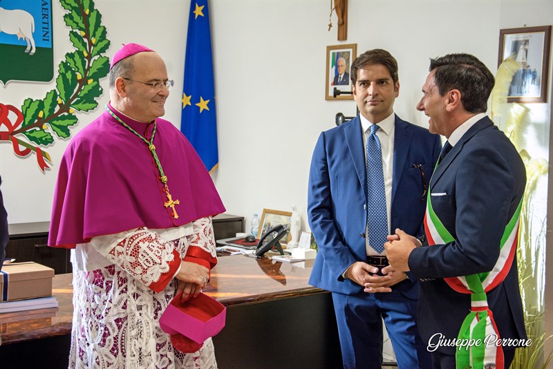 L'ingresso nella vicaria di Laterza di monsignor Sabino Iannuzzi