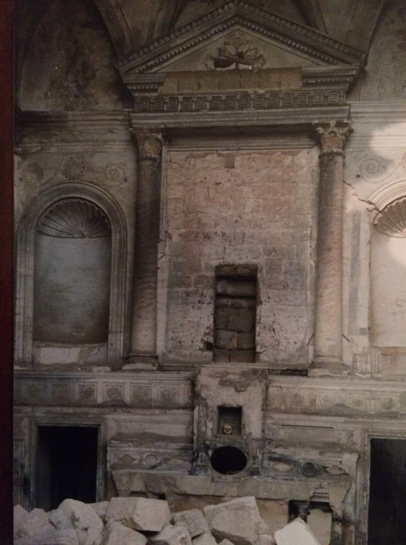 La chiesa