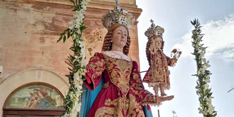 Rione San Domenico in festa per la Madonna del Rosario
