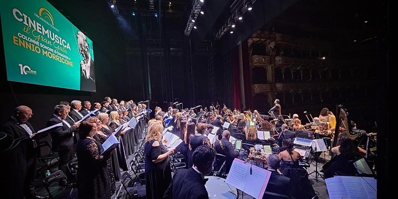 Da Massafra al Petruzzelli: l’Orchestra Tebaide conquista Bari Da Massafra al Petruzzelli: l’Orchestra Tebaide conquista Bari