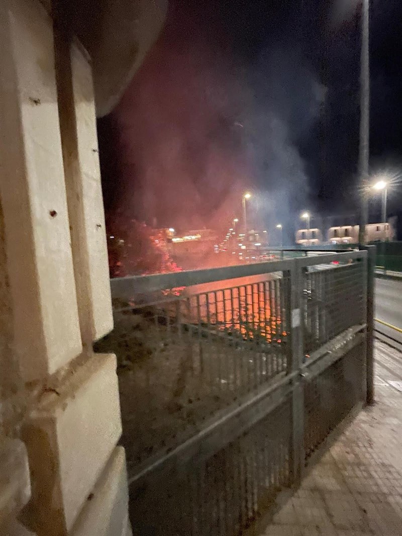 Fiamme nella gravina San Marco
