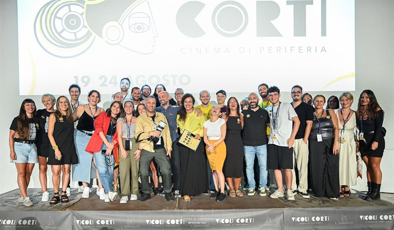 Lo staff - Vicoli Corti