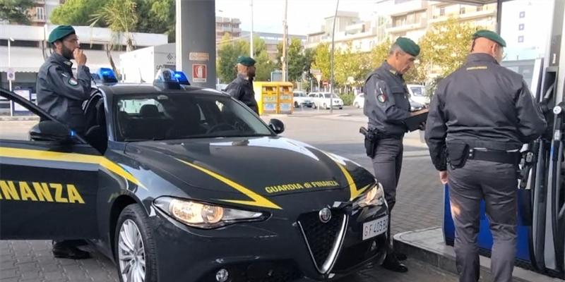 Presunto contrabbando di carburanti: maxi confisca della Guardia di Finanza