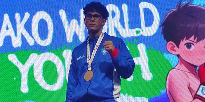 Il fighter mottolese Francesco Todisco