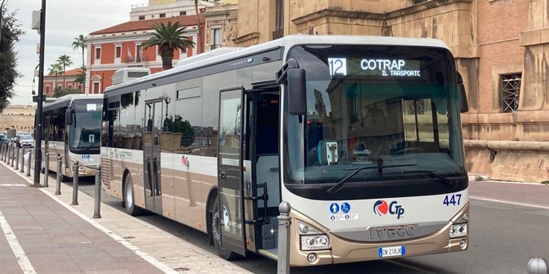 Nuovi autobus ibridi Ctp Taranto Nuovi autobus ibridi Ctp Taranto