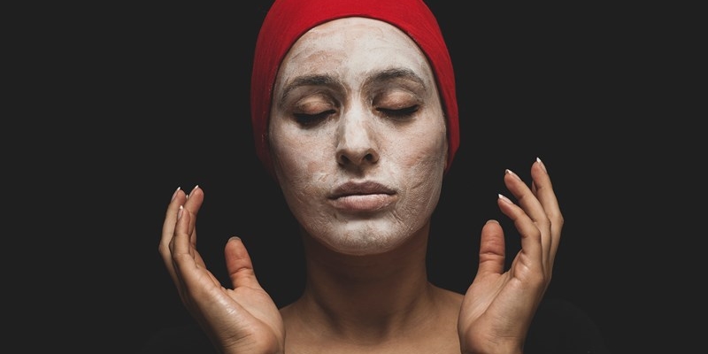 Sebo sul viso: come eliminare quello in eccesso Sebo sul viso: come eliminare quello in eccesso