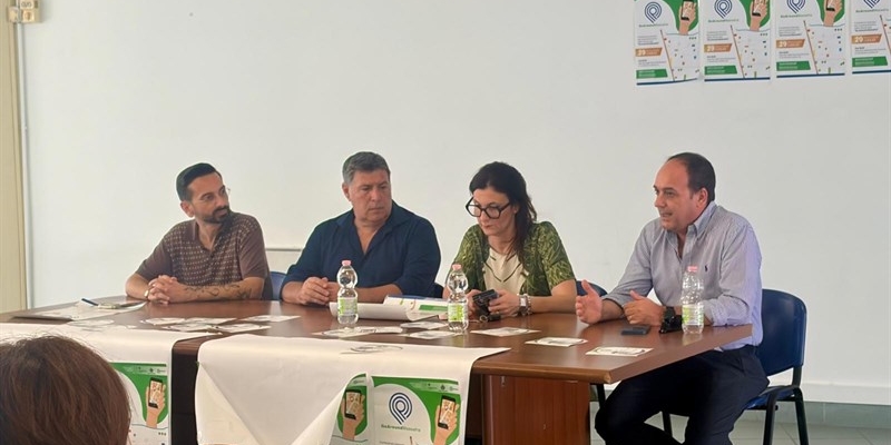 Commercio e turismo: a Massafra nasce l'app "Go Around"