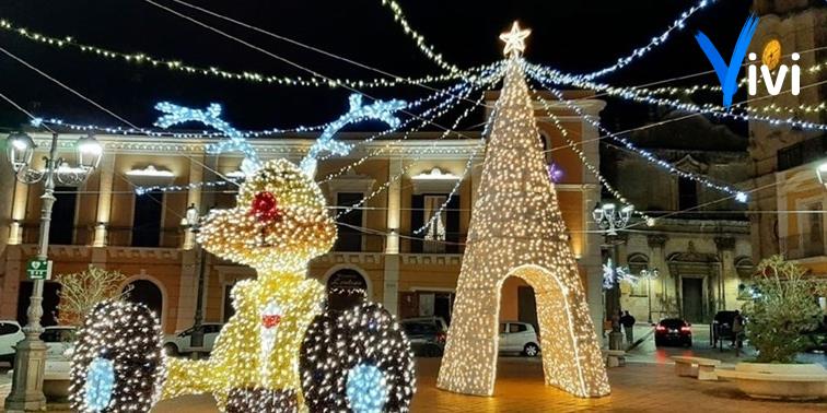 Luminarie - Massafra. Foto di repertorio Luminarie - Massafra. Foto di repertorio
