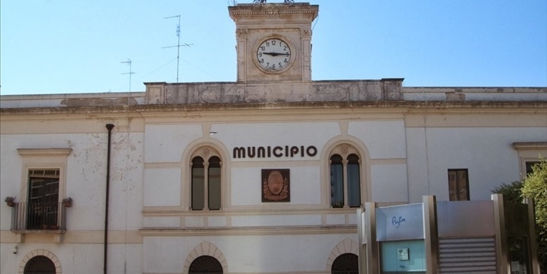 La civica "Per Laterza" sta con Frigiola e Colacicco: «Apprezziamo il lavoro, confermiamo la fiducia»