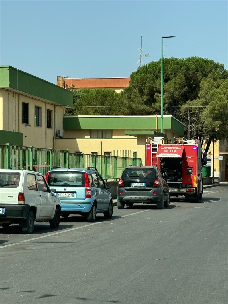 Fiamme nella scuola