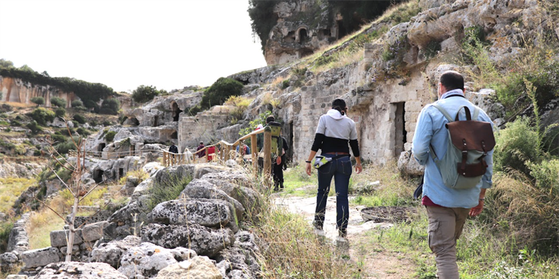 Il Cammino della Pietra. Archeotrekking nella gravina di Ginosa