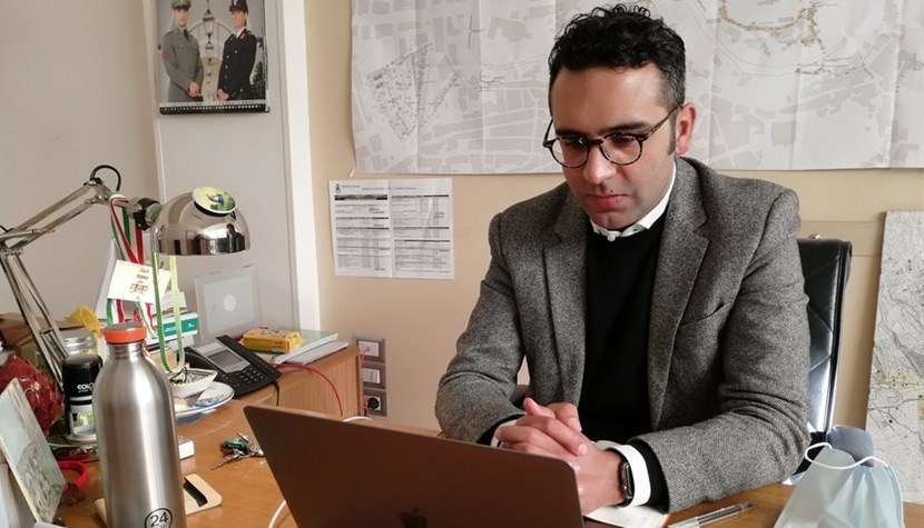 Il sindaco Vito Parisi Il sindaco Vito Parisi