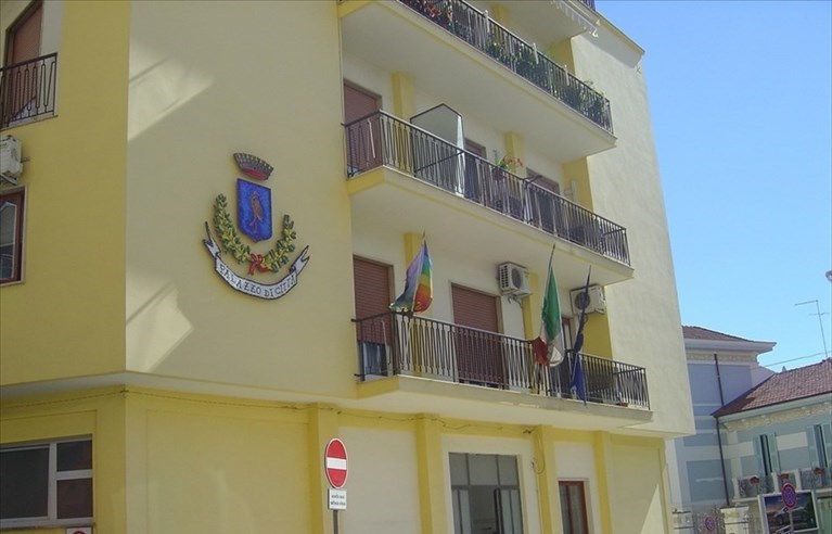 Il municipio di Palagiano