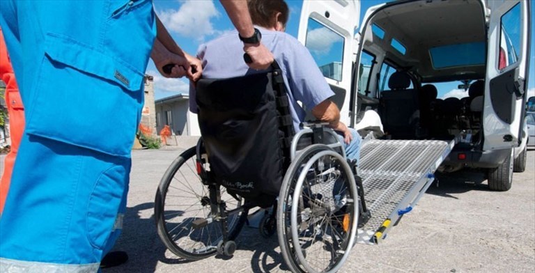 Mazzarano sui Buoni servizio per disabili e anziani: «La Regione ha risorse per intera platea»