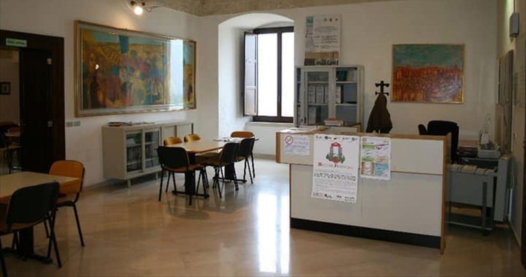 Biblioteca comunale Paolo Catucci Biblioteca comunale Paolo Catucci