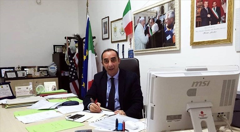 Ritardi sui vaccini, Cellamare scrive a Lopalco
