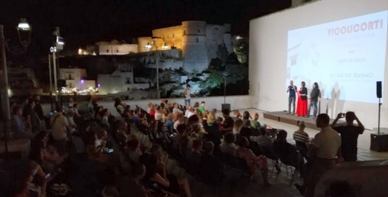 Vicoli Corti – Cinema di periferia. Foto di repertorio