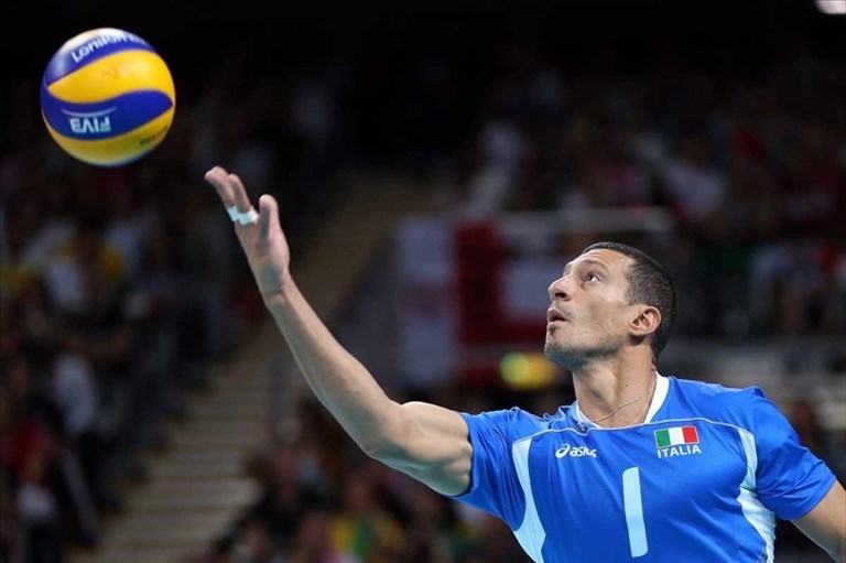 Il campione mottolese Gigi Mastrangelo Il campione mottolese Gigi Mastrangelo