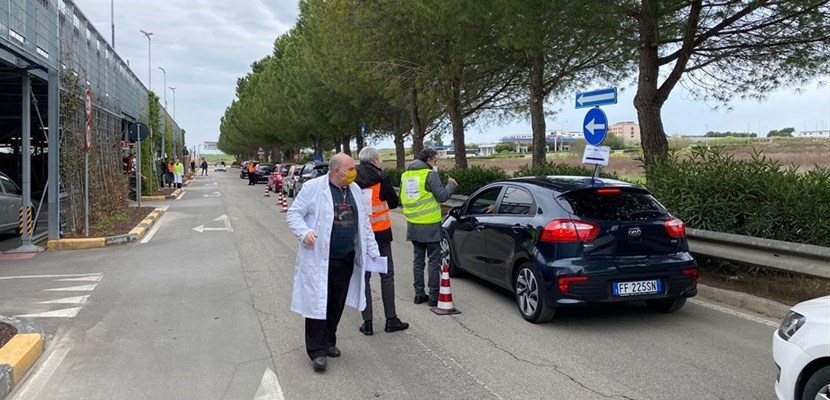 Vaccinazioni nel centro allestito a Porte dello Jonio Vaccinazioni nel centro allestito a Porte dello Jonio