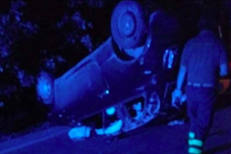 Auto sbanda e si ribalta: tre feriti sulla Mottola-Noci