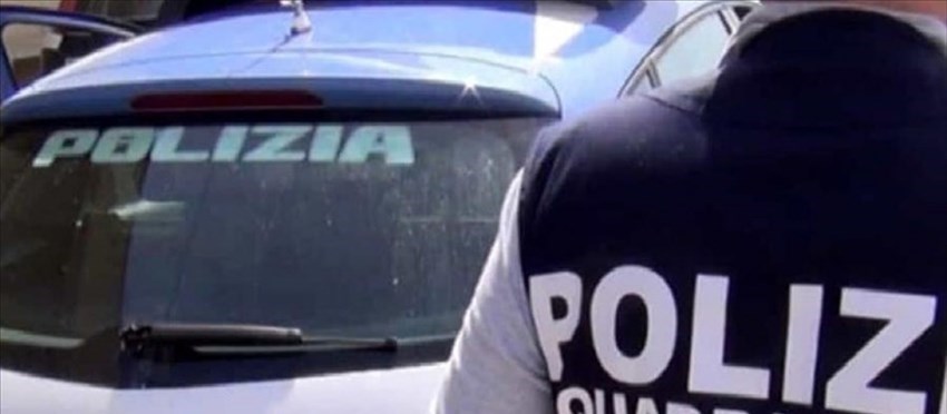 La Squadra mobile della polizia