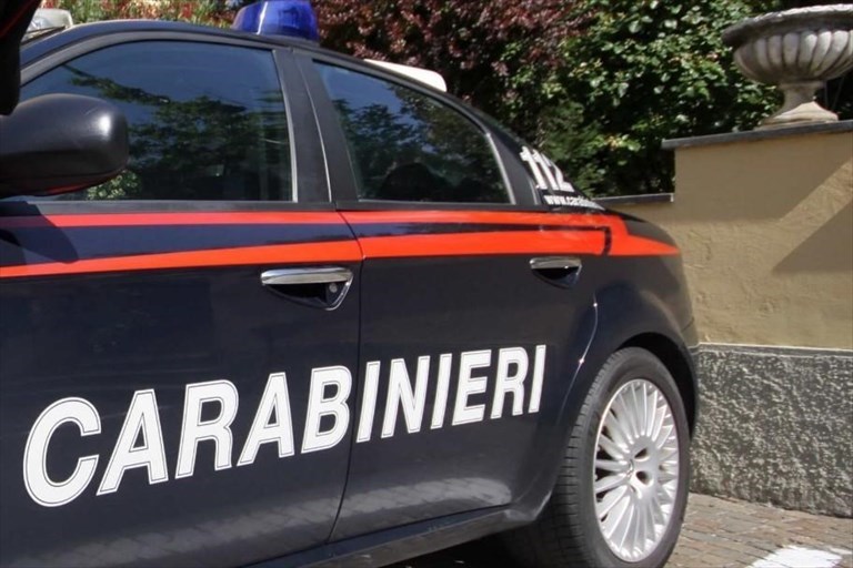 Ginosa, dà in escandescenze in comunità: arrestato dai carabinieri