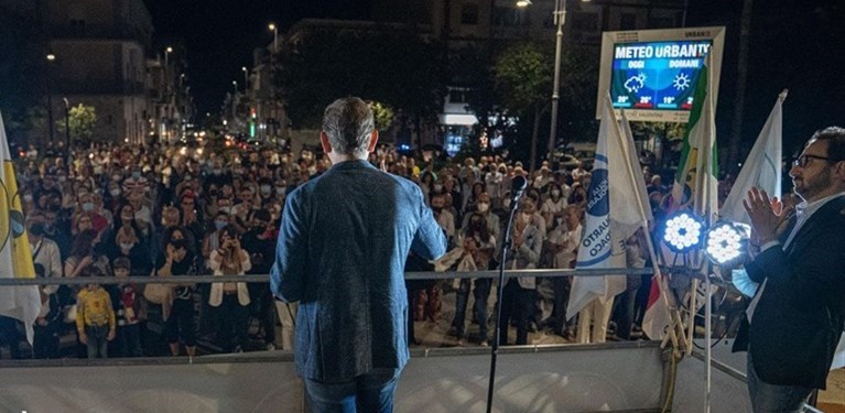 Fabrizio Quarto e Michele Mazzarano sul palco Fabrizio Quarto e Michele Mazzarano sul palco