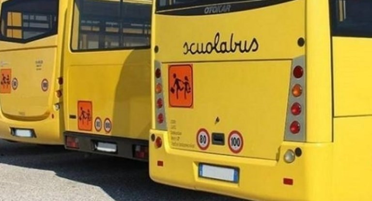 Autista scuolabus positivo: in quarantena alcuni alunni