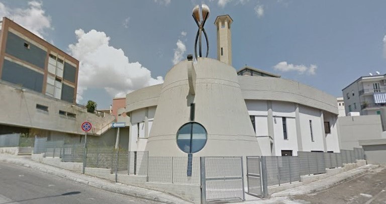 Aracnea organizza: incontro con l'autore nell'auditorium comunale