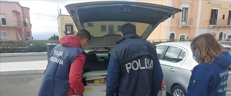 Mottola, sequestrati 40 chili di latticini mal conservati e non tracciabili