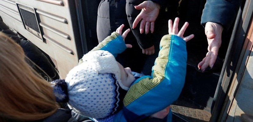 Castellaneta per l'Ucraina: bimbi, donne ed anziani portati in salvo nella "Casa della Misericordia"