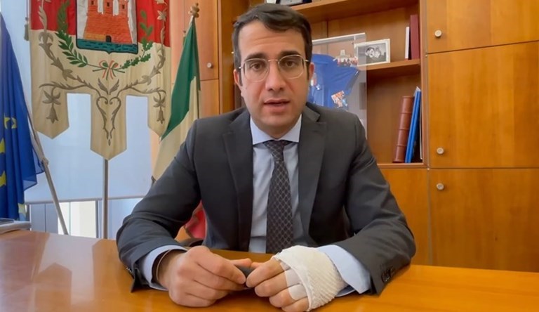 Abuso d'ufficio e falso ideologico: prosciolti sindaco e dirigenti