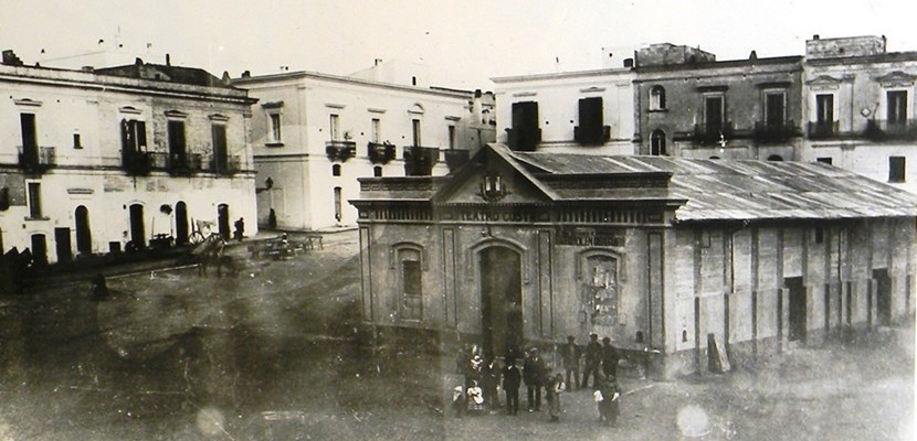 CastStory: La complessa storia dell CastStory: La complessa storia dell