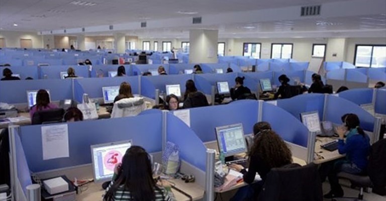 Call center (immagine di repertorio)