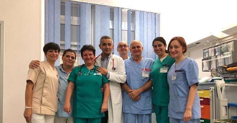 Lo staff del reparto di Pneumologia con il primario Giancarlo D Lo staff del reparto di Pneumologia con il primario Giancarlo D