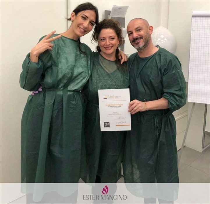 Makeup e cura di ciglia e sopracciglia di Ester Mancino