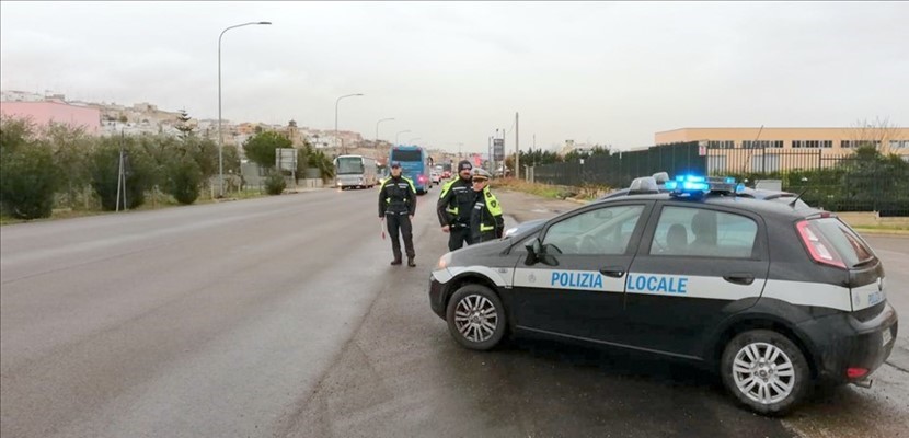 Posto di blocco della Polizia Locale di Massafra