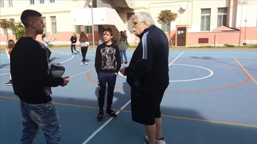Rugby a scuola: il nuovo progetto dell'istituto Surico di Castellaneta