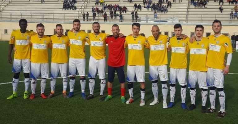 Foto di squadra nel match contro il Conversano