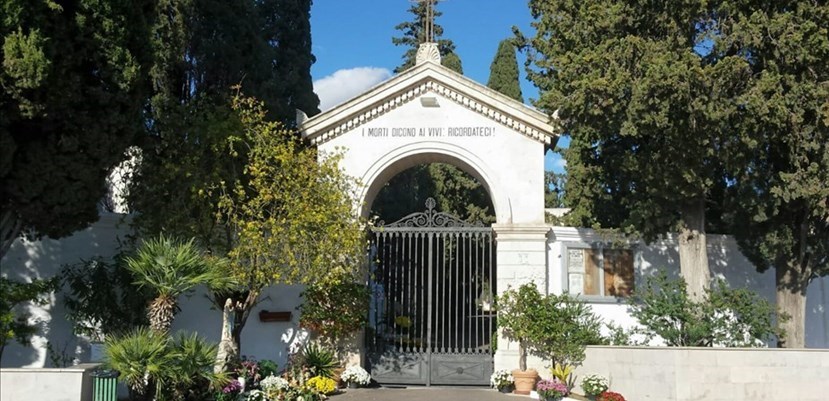 Cimitero di Massafra