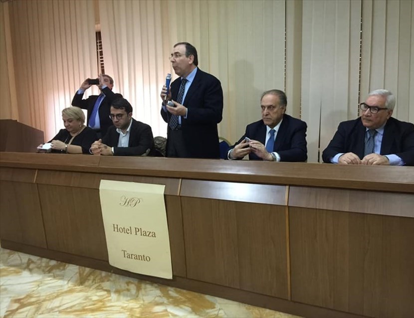 La conferenza stampa dell La conferenza stampa dell