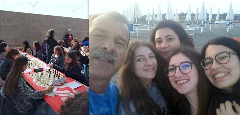 Le studentesse e il professor Taddei del liceo De Ruggieri Le studentesse e il professor Taddei del liceo De Ruggieri