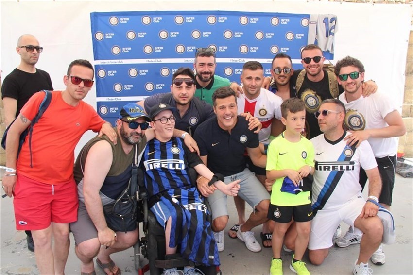 L'incontro con Julio Cesar e le foto di gruppo