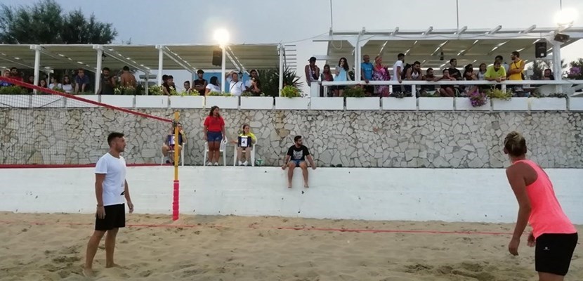 A Castellaneta Marina la seconda edizione del torneo "Beach volley night"
