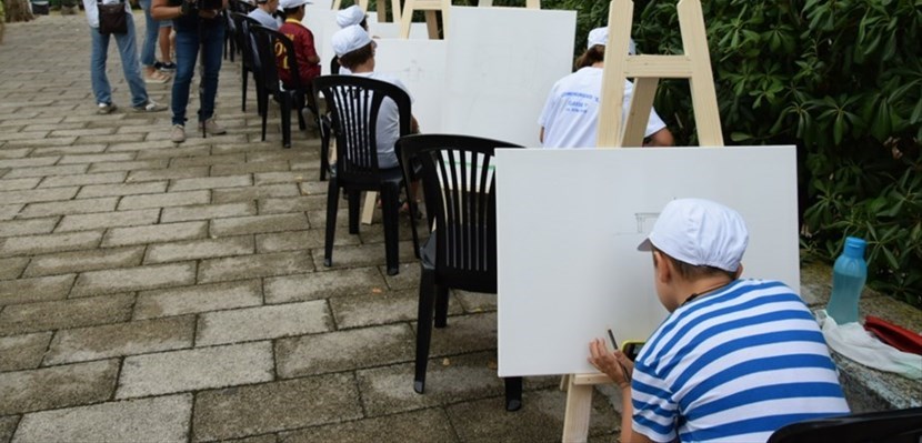 La manifestazione "Colori e Pargoli) La manifestazione "Colori e Pargoli)