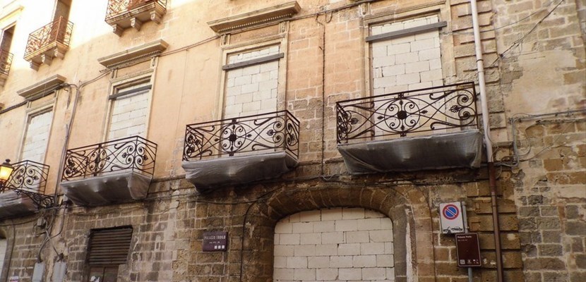 Palazzo Troilo Palazzo Troilo