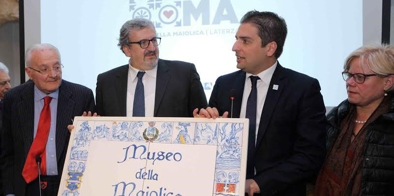 Al centro Emiliano e Lopane Al centro Emiliano e Lopane
