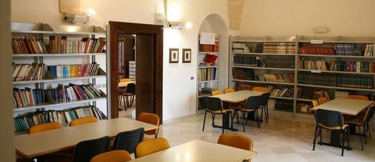 Biblioteca comunale "Paolo Catucci" Biblioteca comunale "Paolo Catucci"