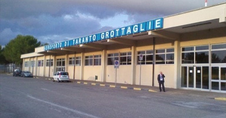 Aeroporto di Grottaglie Aeroporto di Grottaglie