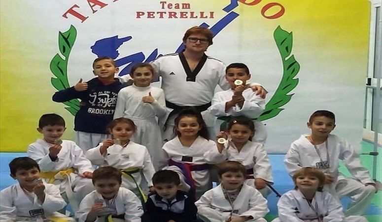 Nella foto i campioni della squadra vincitrice Nella foto i campioni della squadra vincitrice